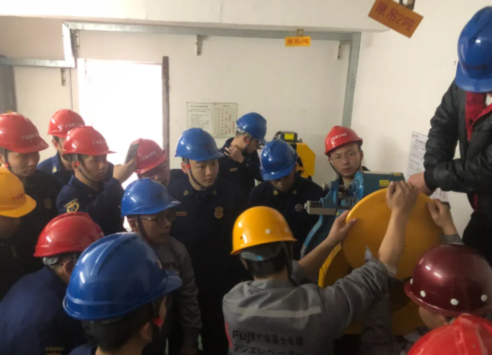 防风险 助救援 | 九游(NineGame)官方网站-让体育改变生活
助力2024年湖南省消防救援队伍基层指挥员培训(郴州承训点) 防风险 助救援 | 九游(NineGame)官方网站-让体育改变生活
助力2024年湖南省消防救援队伍基层指挥员培训(郴州承训点)